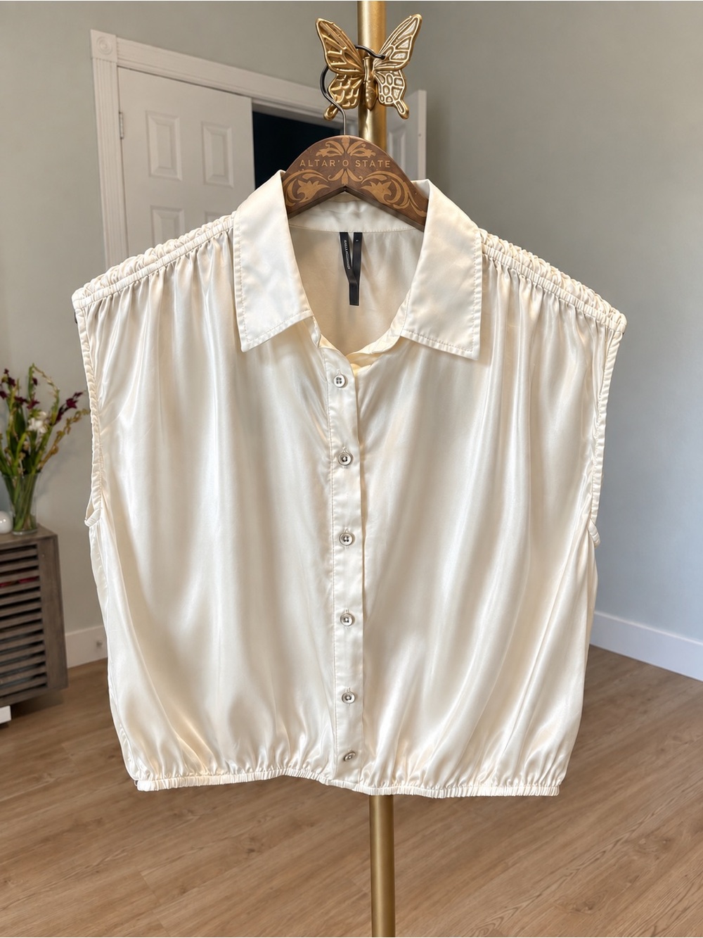 Anthropologie Cream Satin Button-Down Sleeveless Blouse